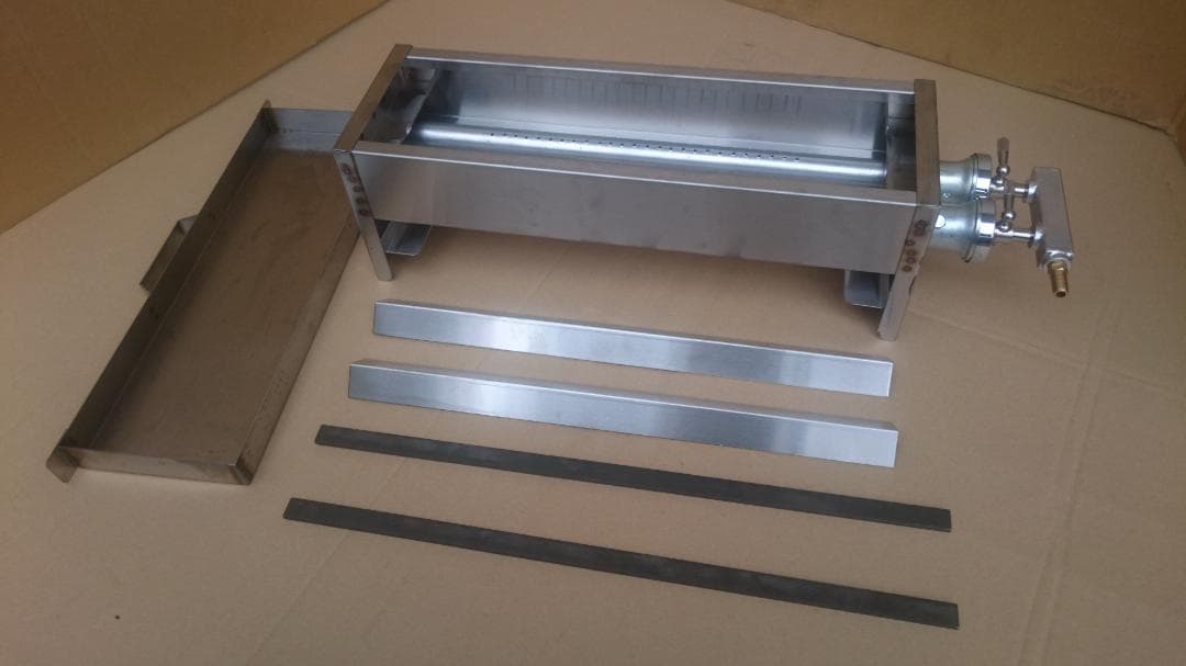 油落としてヘルシー調理　お庭でバーベキュー　業務用　焼き鳥　焼機器台　キャンプ祭