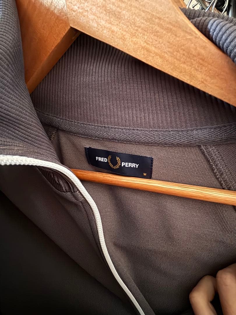 fred perry ジャージ　M