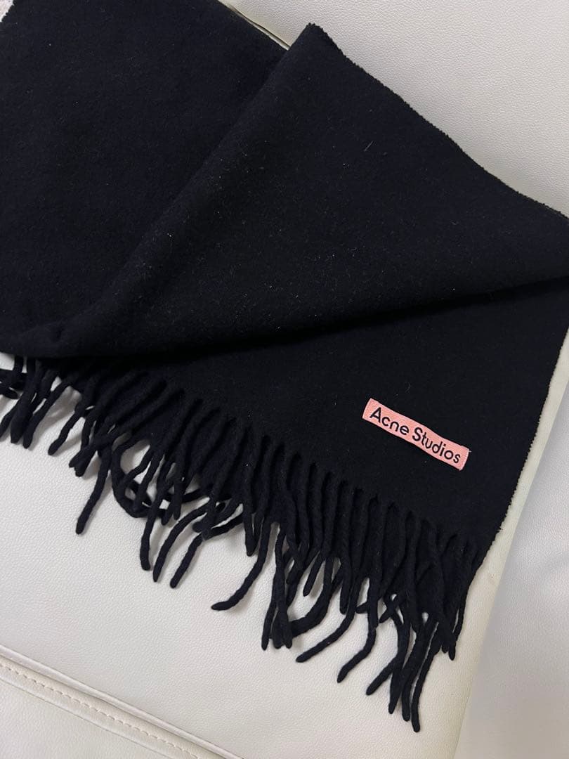 【美品】Acne Studios　マフラー　大判　ブラック