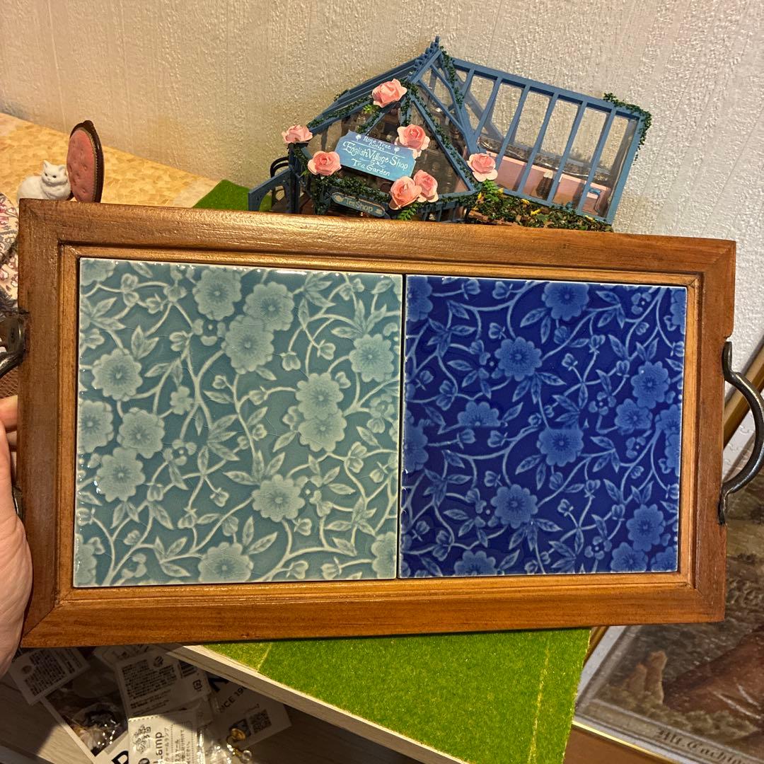 バーレイ　BURLEIGH キャリコ　タイルペリドット