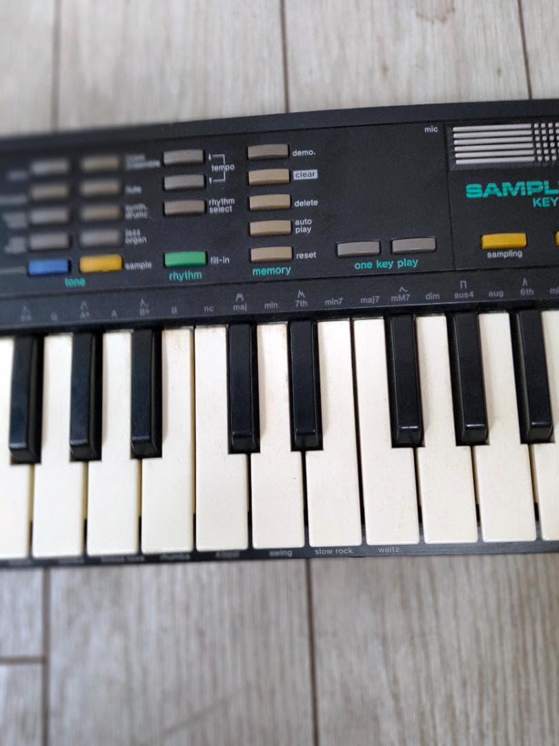 CASIO サンプリングキーボード SK-1 ACアダプター付き 音出し確認済