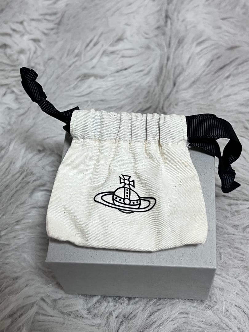 MAYFAIR BAS RELIEF ピアス