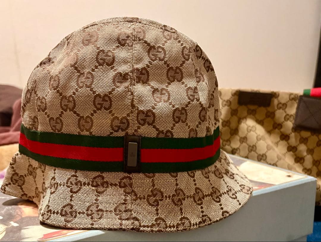 Gucci バケットハット GGパターン