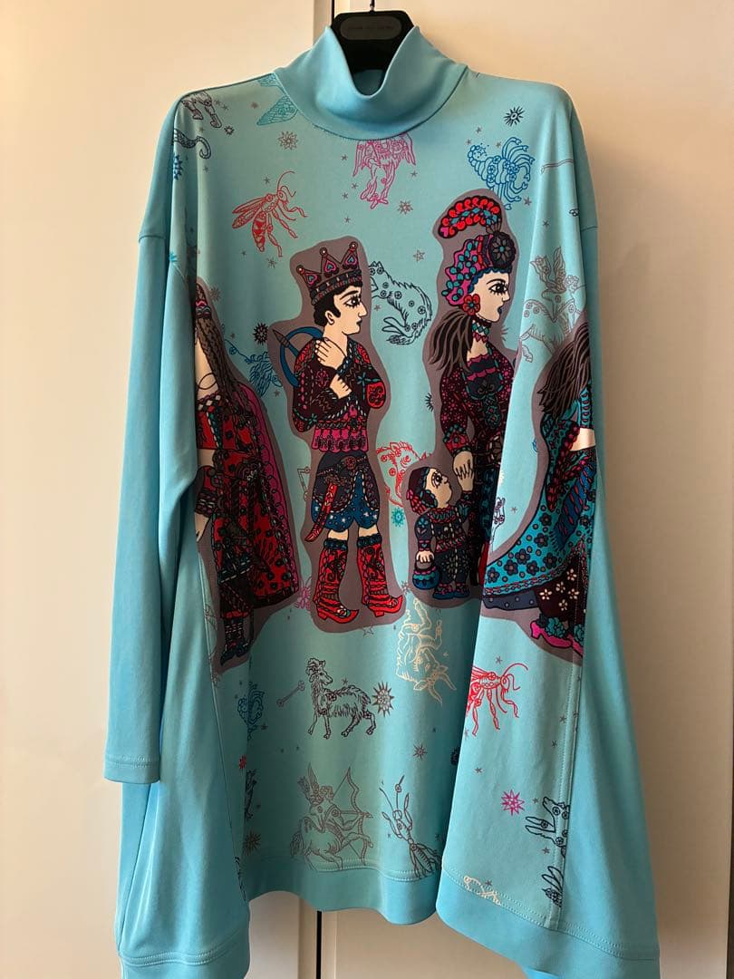 トクコプルミエヴォル　タートルネックチュニック