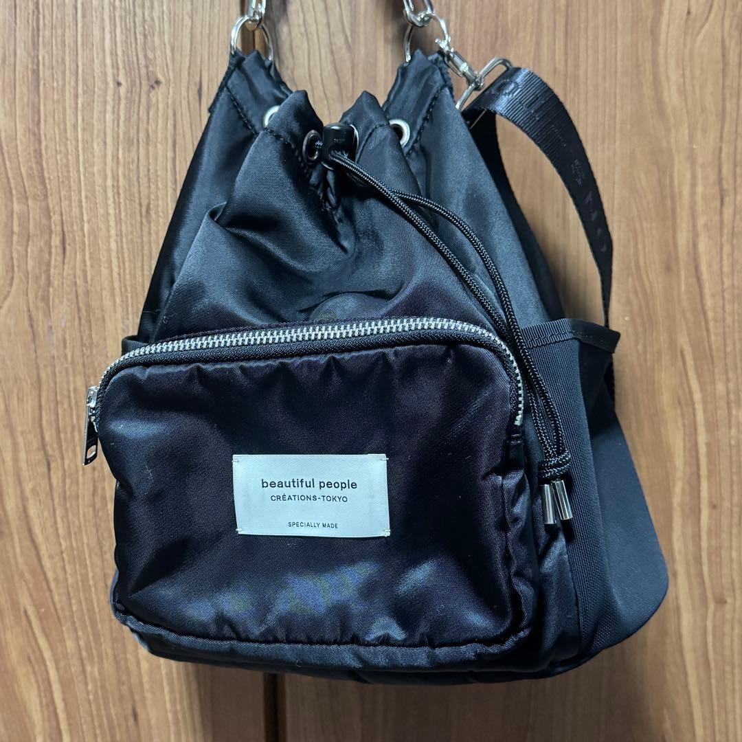 ハンドバッグ ビューティフルピープル beautiful people 巾着　黒