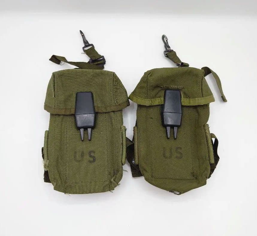 アメリカ軍実物放出品　69年製 M16 30連マガジンポーチ