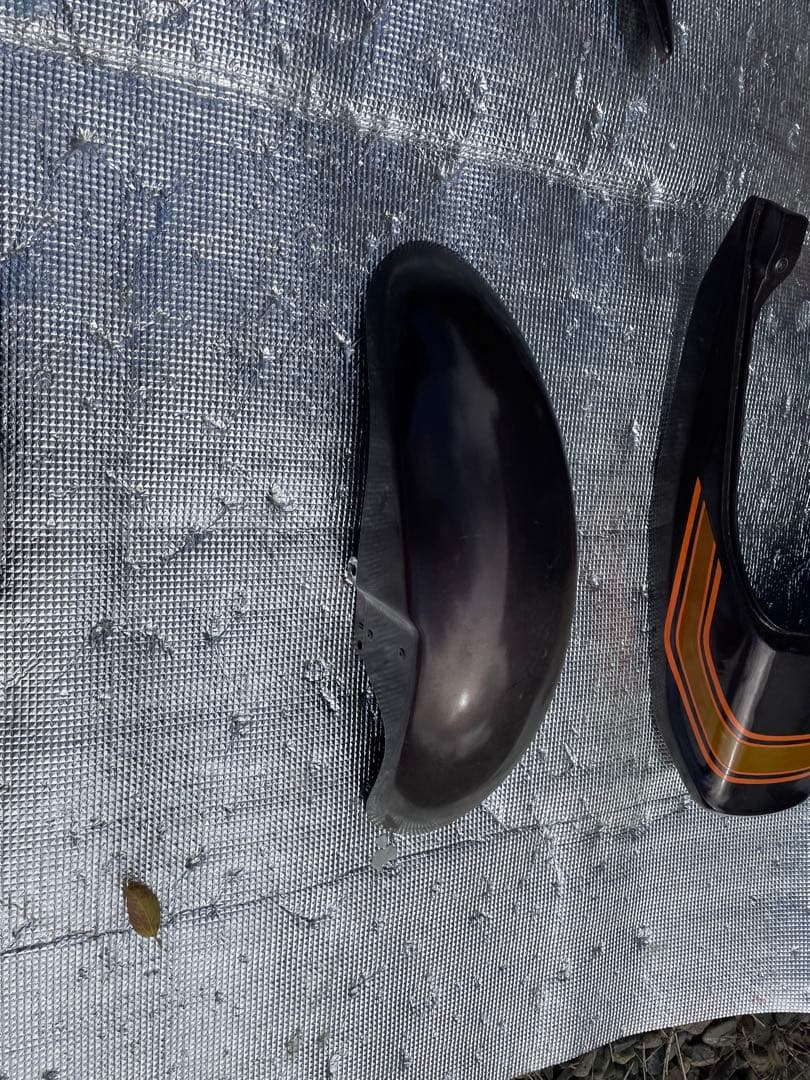 1*8様 ゼファーχ外装セットタンク、サイドカバー左右、フェンダー、テールカウル