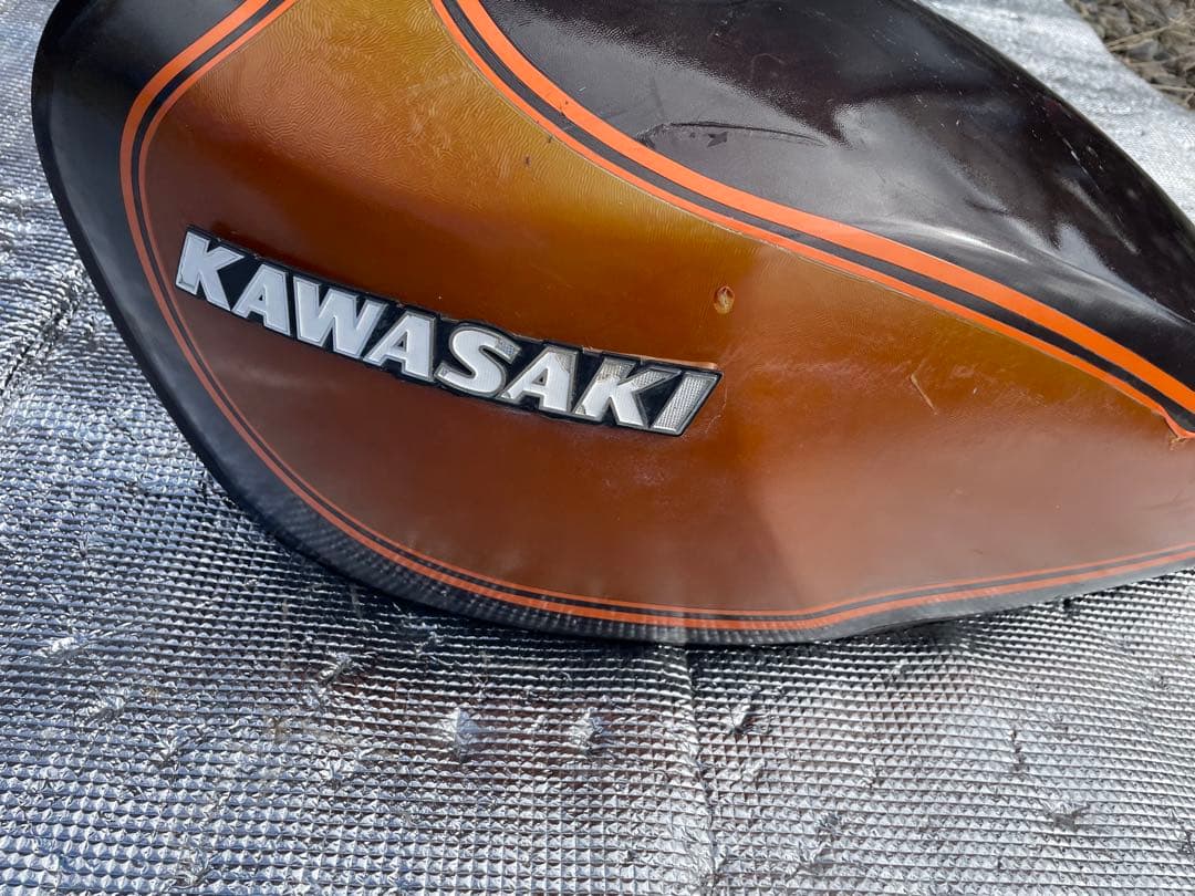 1*8様 ゼファーχ外装セットタンク、サイドカバー左右、フェンダー、テールカウル