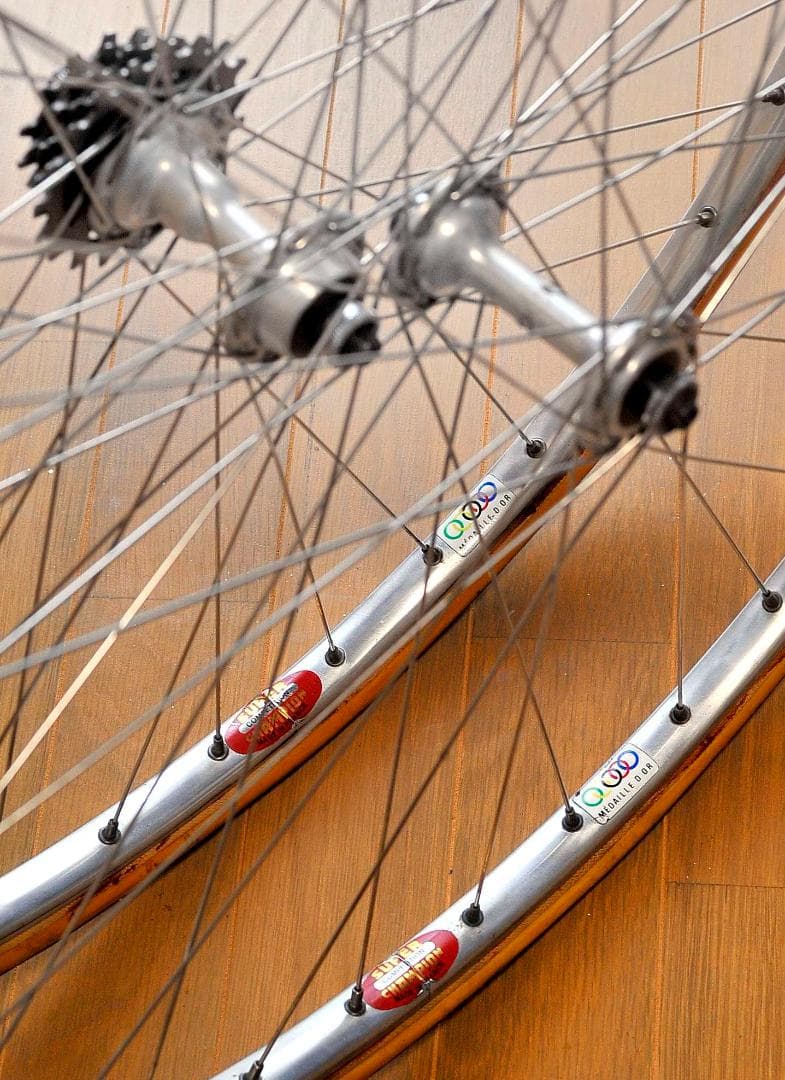 ★スーパーチャンピョン&シマノデュラエース 前後完組ホイール ♪