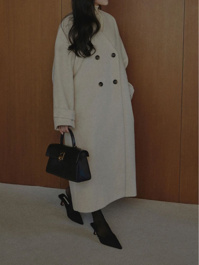 Rii×Olu. ノーカラーシャギーロングコート アイボリー