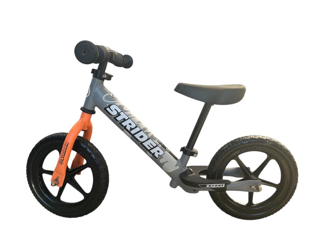 STRIDER バランスバイク 神山隆二　限定モデル12インチ グレー・オレンジ