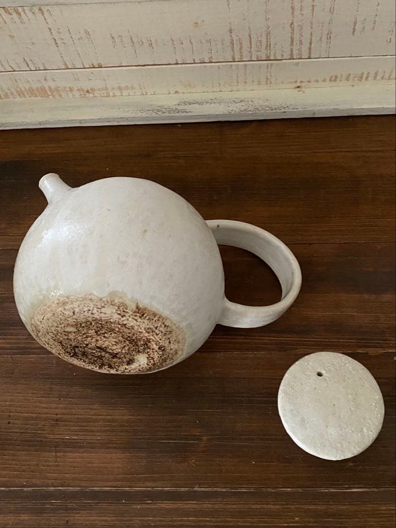 イトウサトミ　ポット