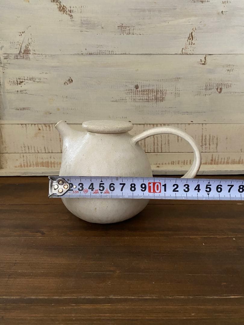 イトウサトミ　ポット