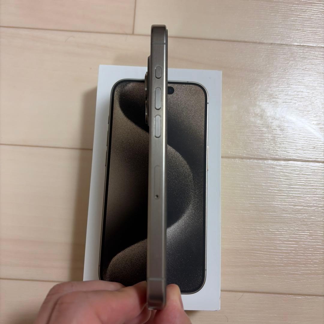 【美品】Apple iPhone 15 Pro 256GB