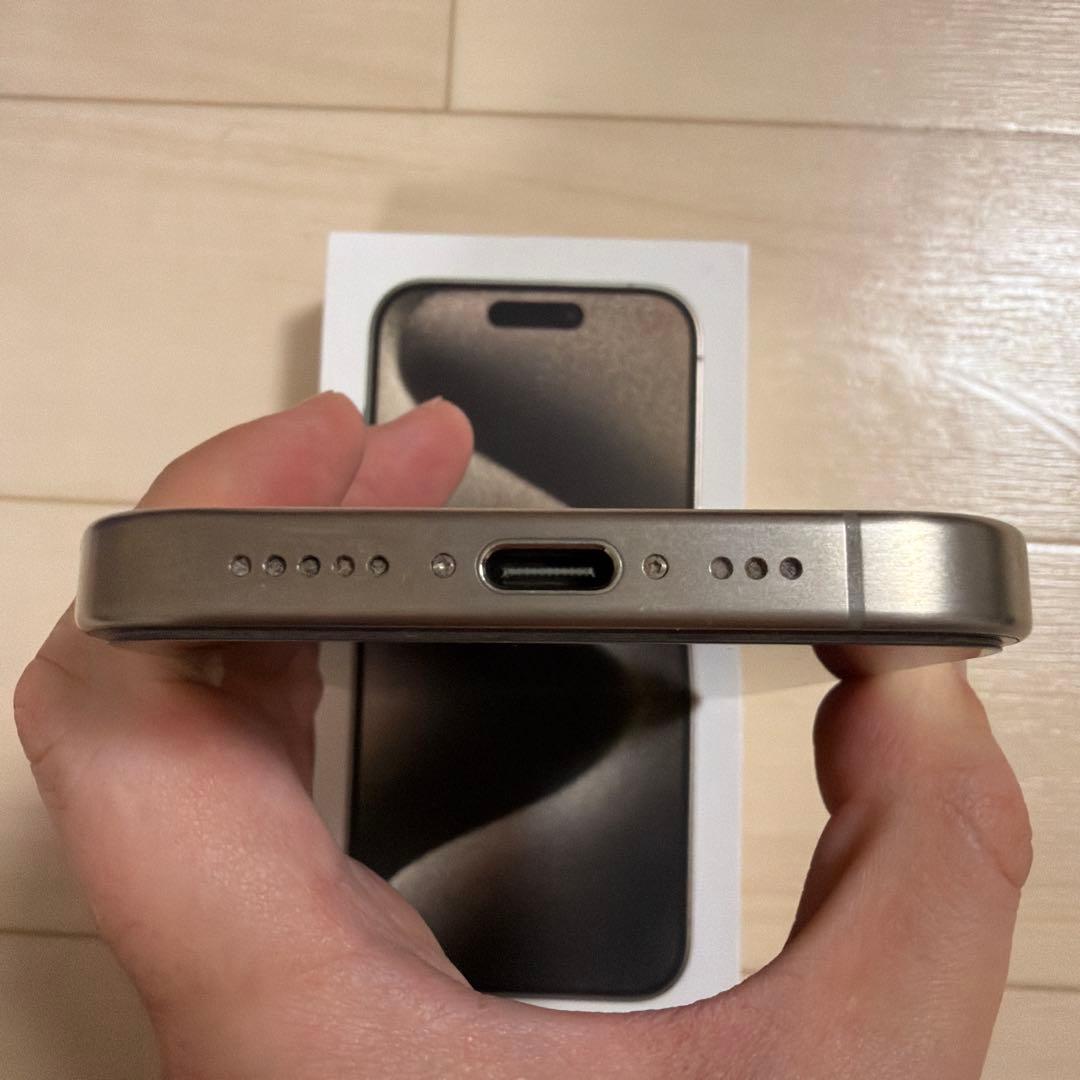 【美品】Apple iPhone 15 Pro 256GB