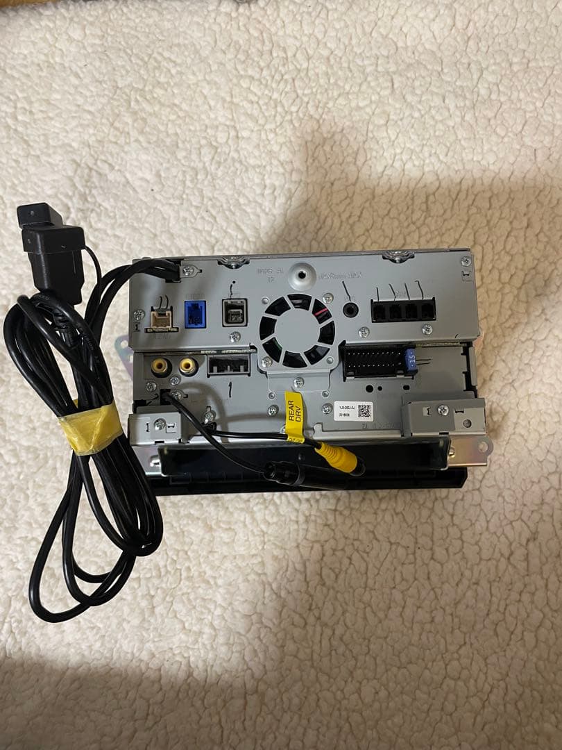 ケンウッドナビ8インチS708Lルーミー取り外し品