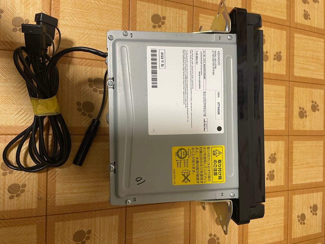 ケンウッドナビ8インチS708Lルーミー取り外し品