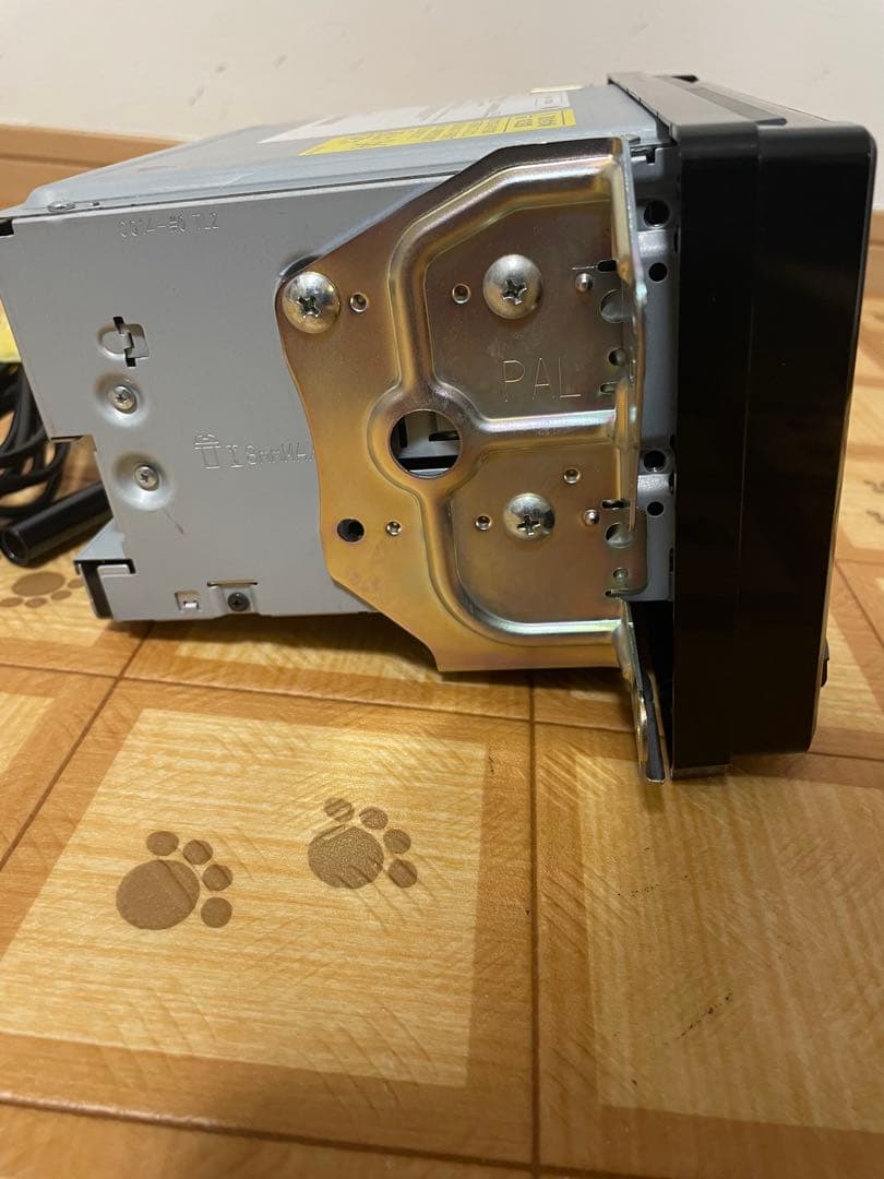 ケンウッドナビ8インチS708Lルーミー取り外し品