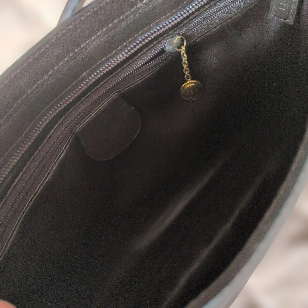 GUCCI ブラウンレザー ショルダーバッグ 値下げ