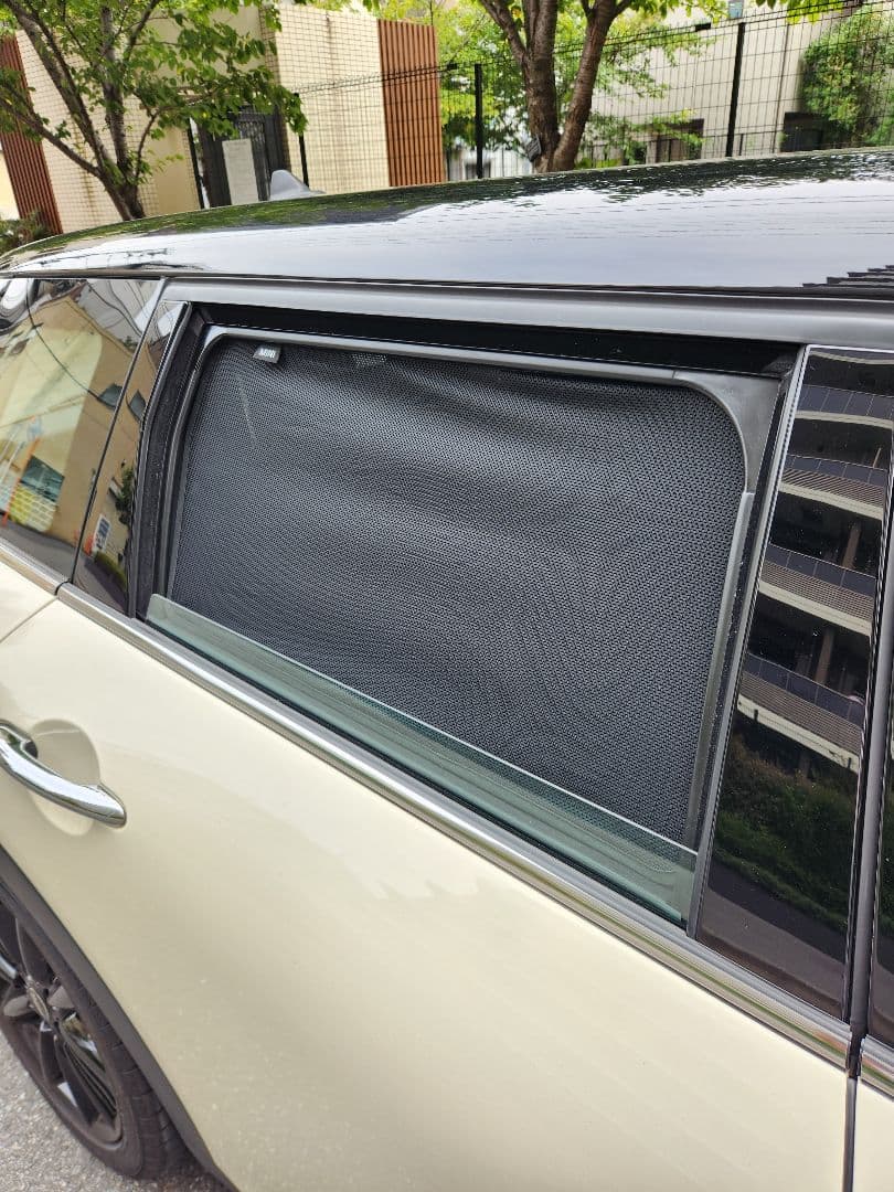 【ほぼ新品】MINI F54 クラブマン　リア用純正サンシェード