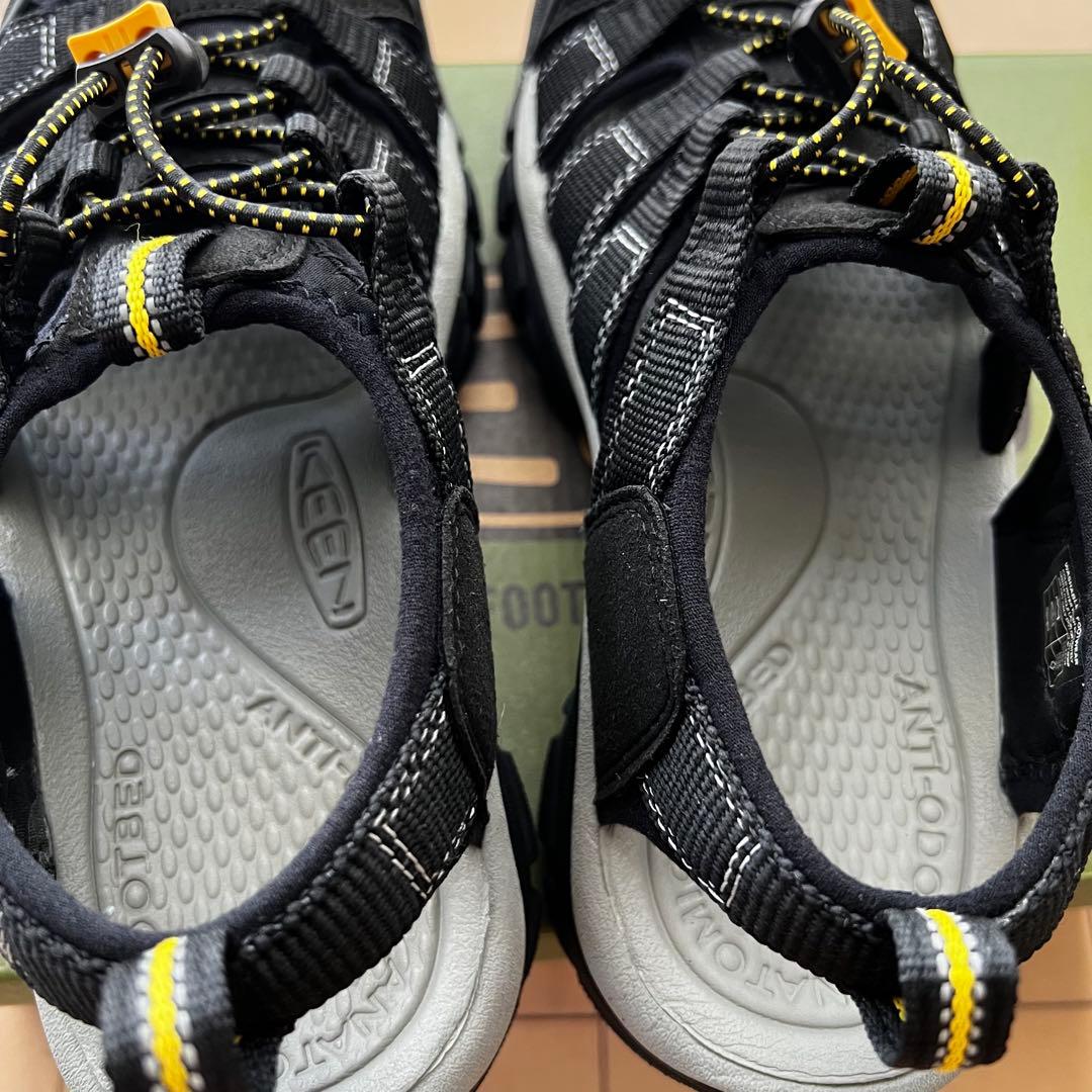 KEEN ニューポートH2 25cm サンダル ブラック イエロー