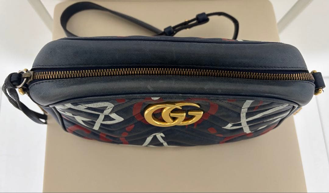 GUCCIグッチ GGマーモント ゴーストチェーン ショルダーバッグレザーバッグ