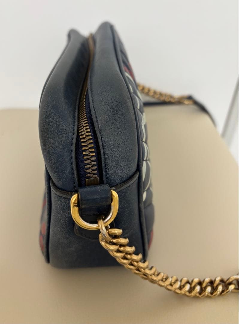 GUCCIグッチ GGマーモント ゴーストチェーン ショルダーバッグレザーバッグ