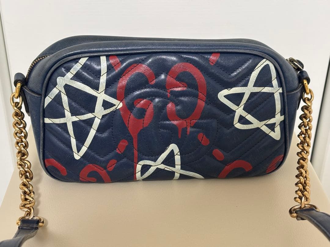 GUCCIグッチ GGマーモント ゴーストチェーン ショルダーバッグレザーバッグ