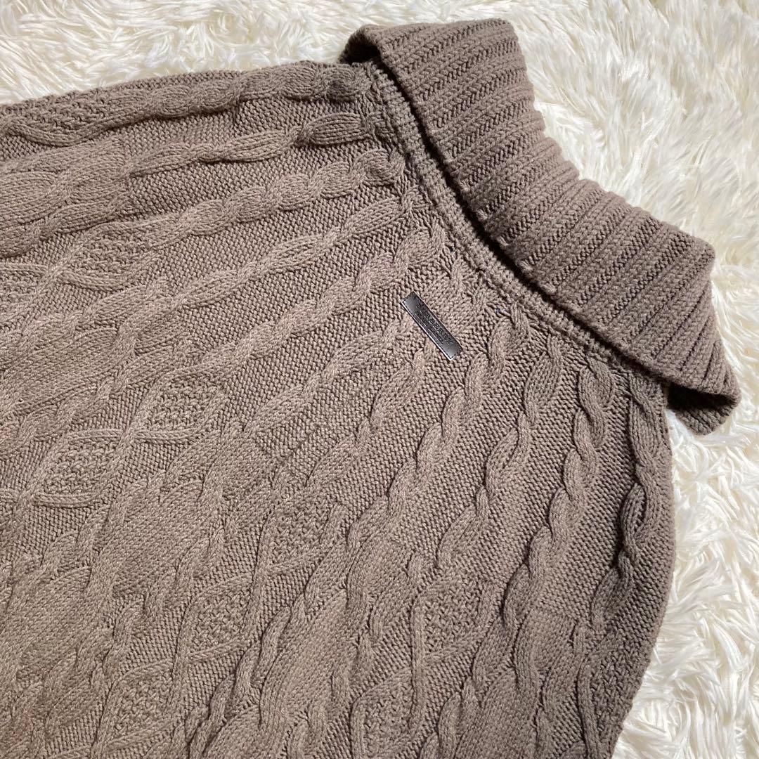 極美品 バーバリーブルーレーベル ケーブル ニット ポンチョ