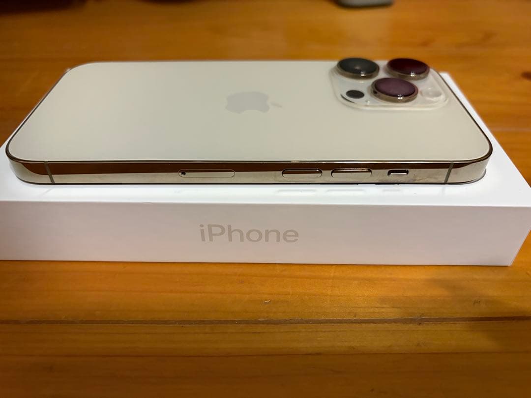 か*ん様 iPhone 14 Pro ゴールド 本体 1TB SIMフリー　Ap
