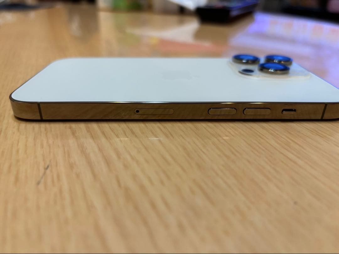 か*ん様 iPhone 14 Pro ゴールド 本体 1TB SIMフリー　Ap