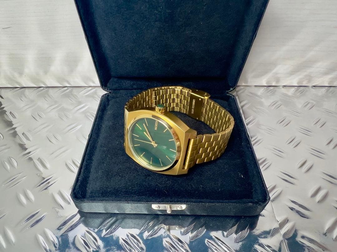 NIXON 【THE TIME TELLER】 グリーン文字盤×ゴールド