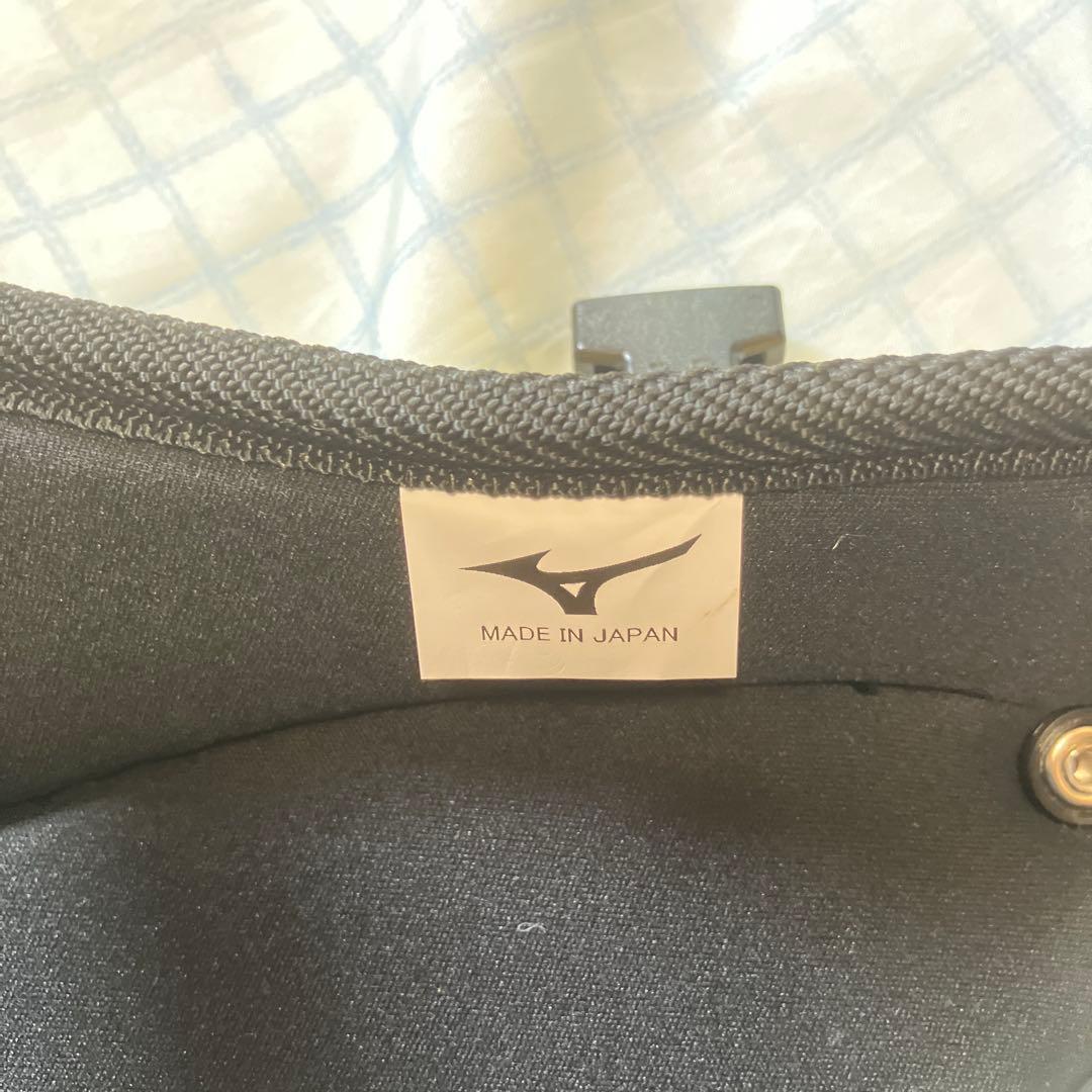 新品未使用　軟式右打者用　フットガード　エルボーガード　手袋　３点セット