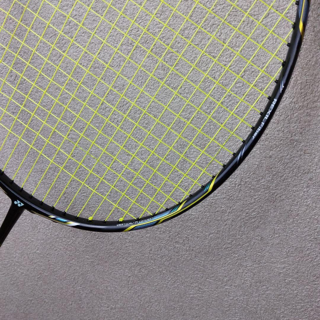 【極美品】Yonex ナノレイグランツ NANORAY GlanZ バドミントン