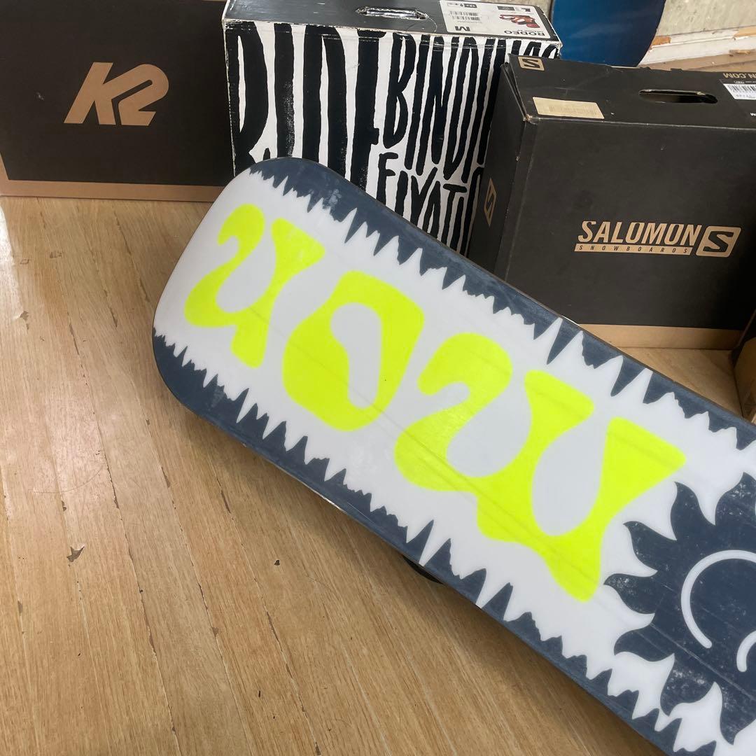 SALOMON×BURTON　バートン　キッズスノーボードセット　バイン付