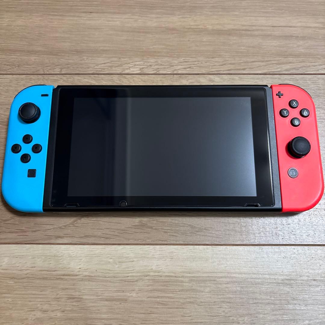 Nintendo Switch 本体 青・赤