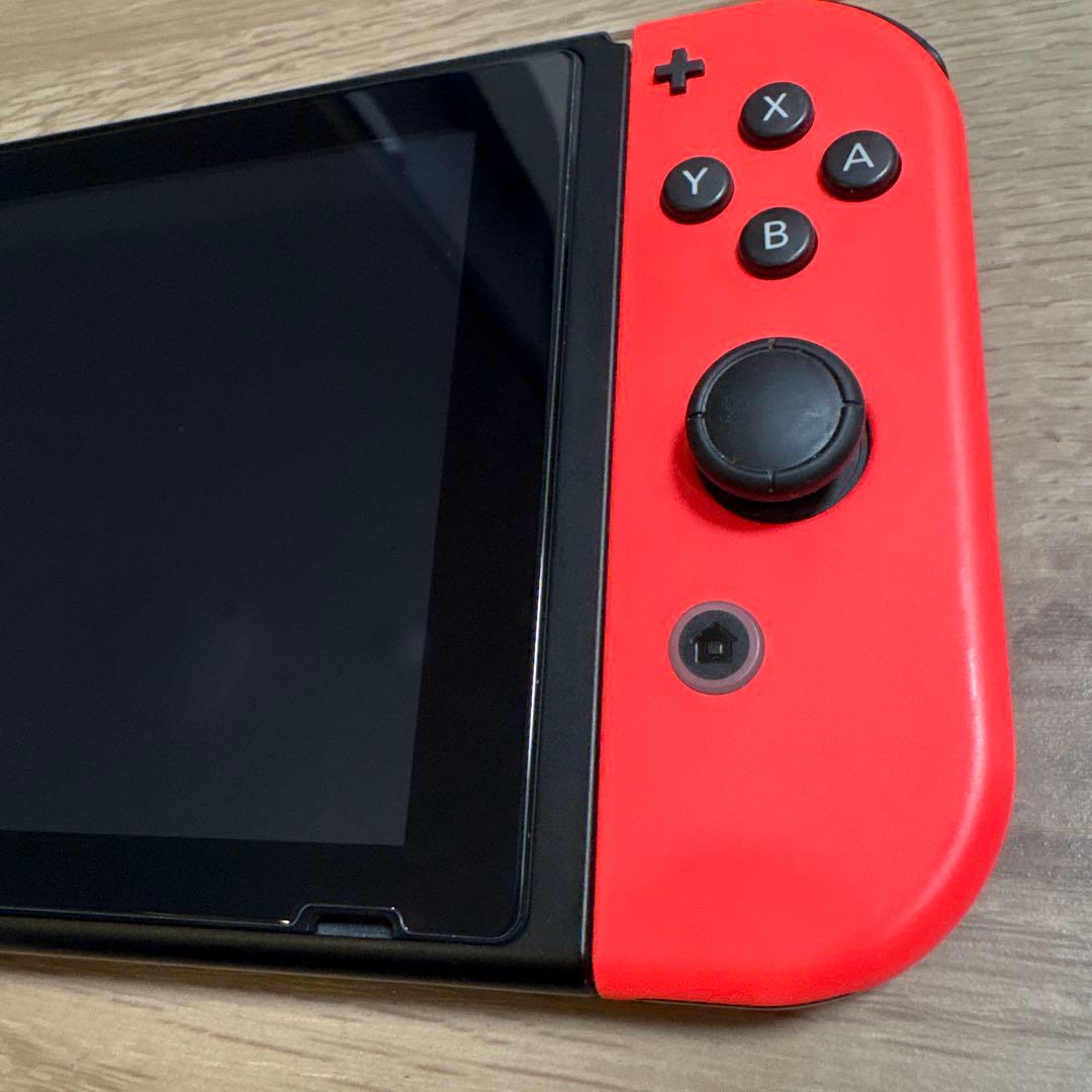 Nintendo Switch 本体 青・赤