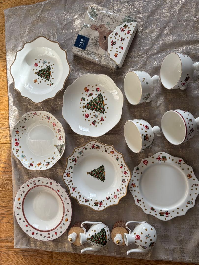 （タイムセール）クリスマスツリー デザイン 食器セット 13点