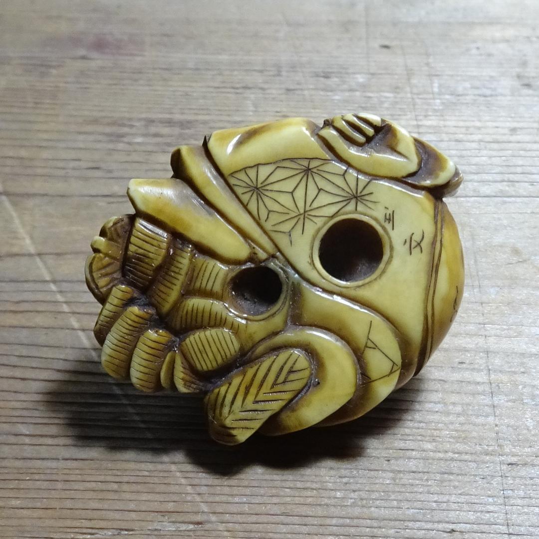 d*7様 根付　大黒様と鼠　ネズミ　時代　提げ物 　煙草入れ　玉　文　？