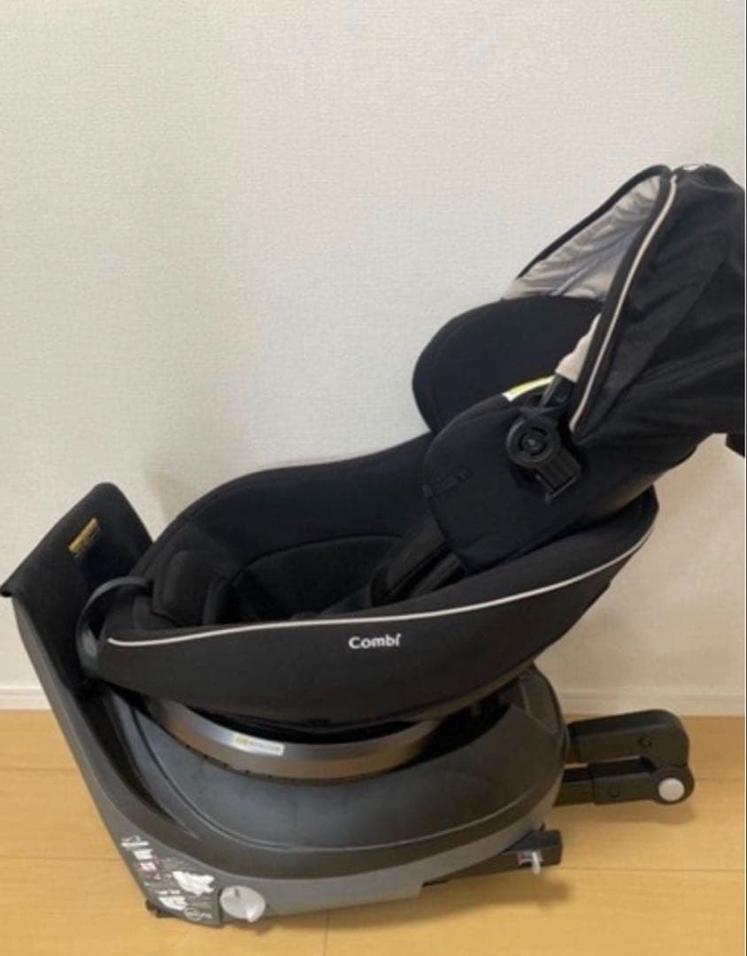 【美品】combi クルムーヴスマート ISOFIX エッグショック Neo