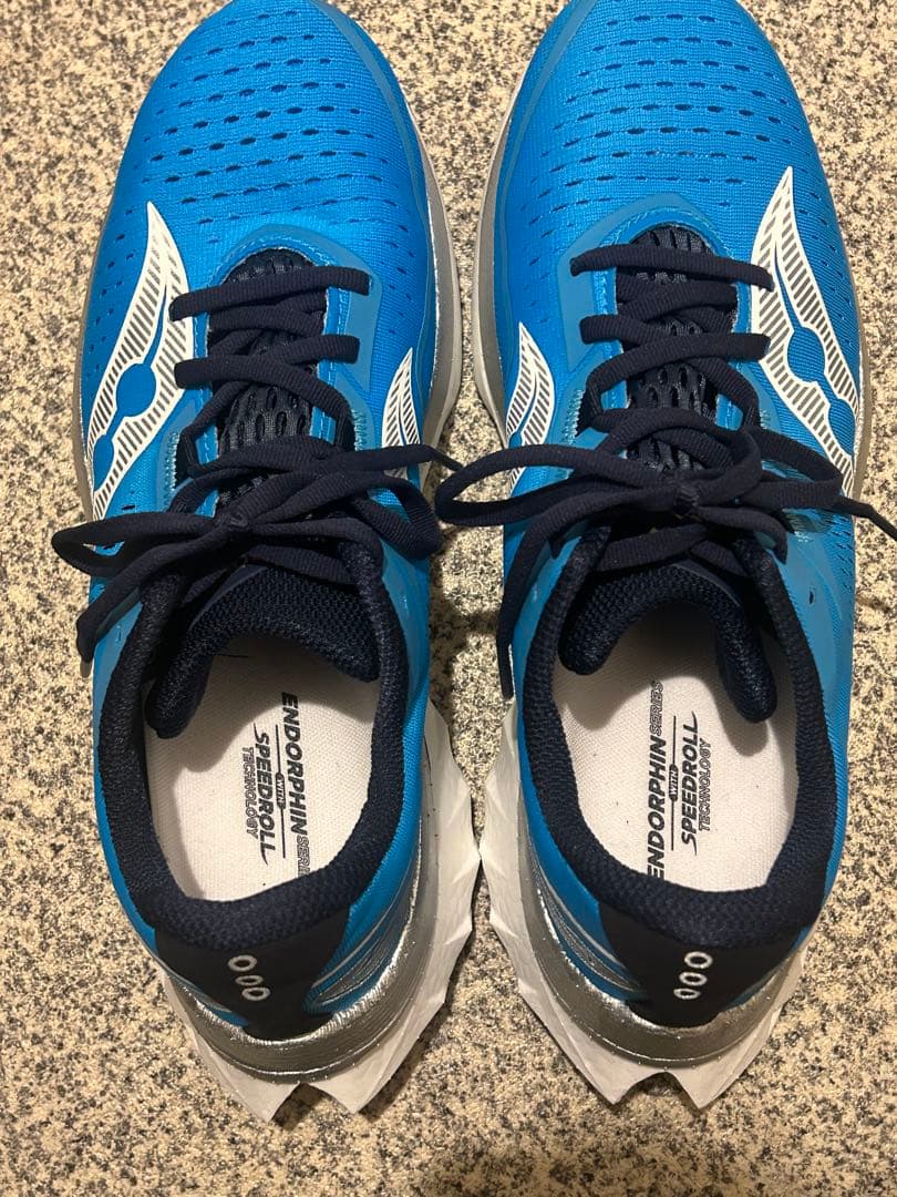 スパイク・シューズ Saucony ENDORPHIN SPEED 4