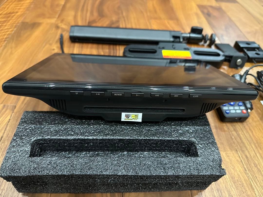 ヘッドレストモニター センター ブラケット セット 11.6 インチ