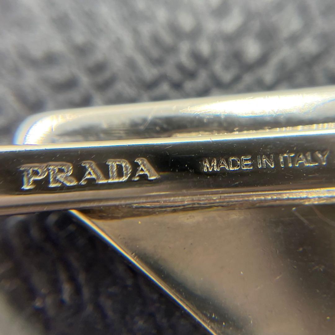 美品 PRADA プラダ ロゴ プレート 真鍮 ヘアピン ピン ヘアクリップ 黒