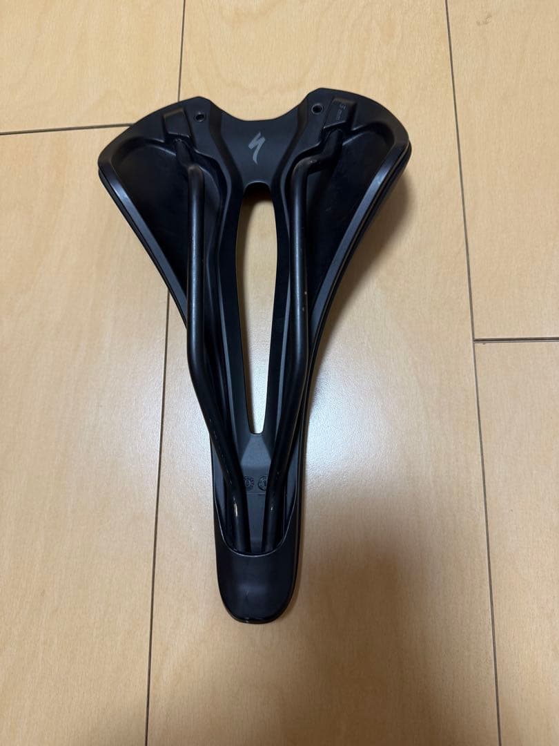 Specialized Romin evo サドル ブラック