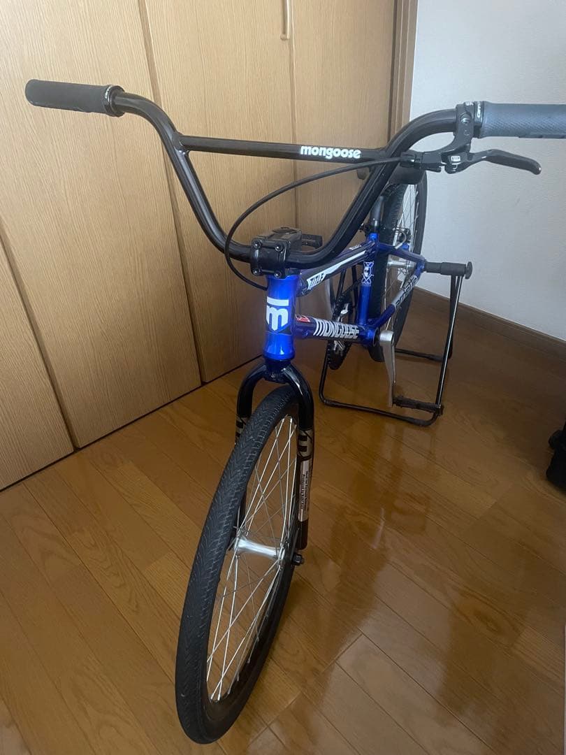mon BMXバイク 青