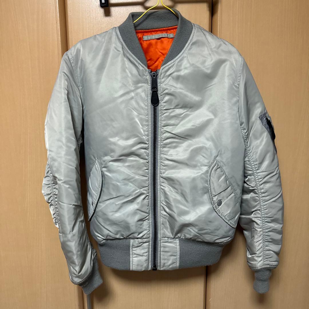 AVIREX シルバー MA-1 フライトジャケット