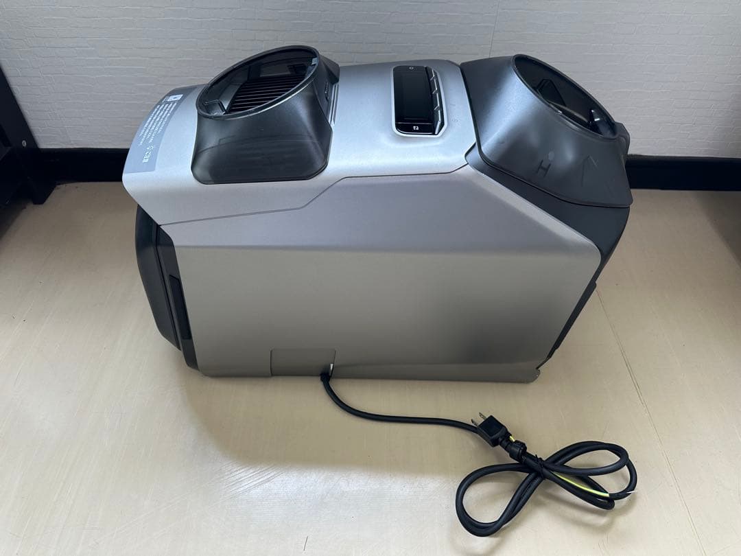 エコフローWAVE２　スマホ連携　冷房暖房付き 新品並び状態