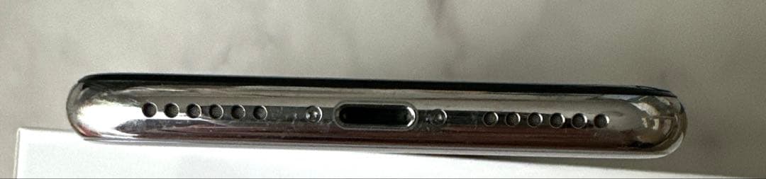 iPhone X 256gb SIMフリー　シルバー　ヒビあり