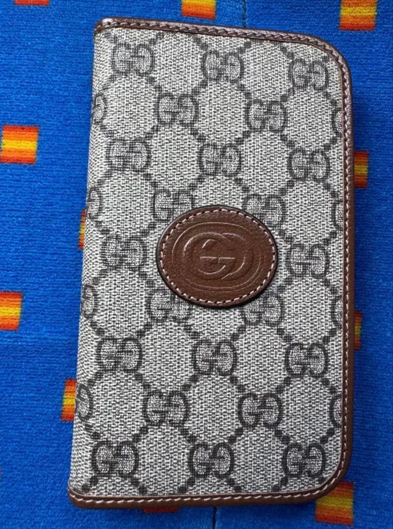 国内直営店購入 GUCCI iPhone15 PRO 手帳 スマホケース