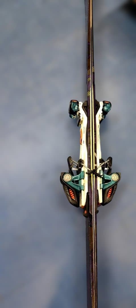 dynafitBCスキー板　バックカントリー　山スキー　シール付き